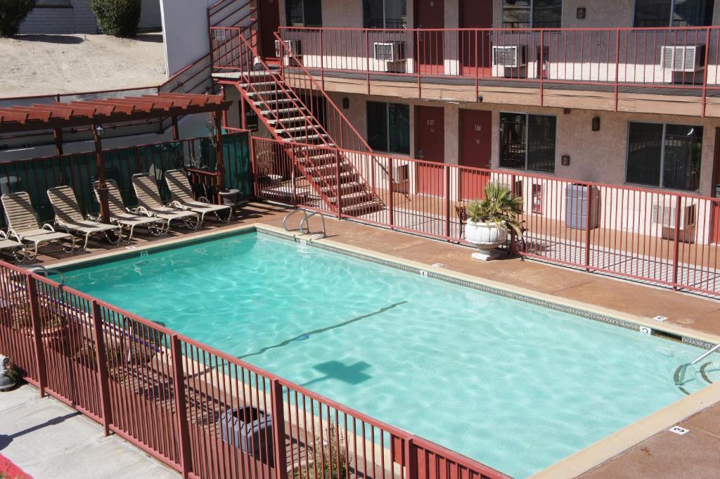 Park Avenue Inn & Suites Victorville Exterior foto